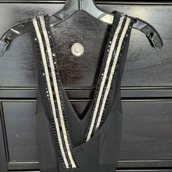 SASS AND NIDE BEADED BODY CON DRESS - Picture 2 of 6